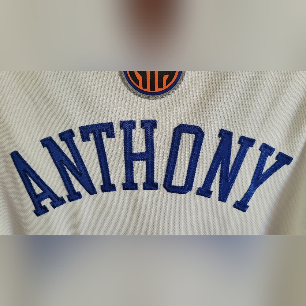 adidas NYK Carmelo Anthony #7 Jersey - Picture 10 of 11